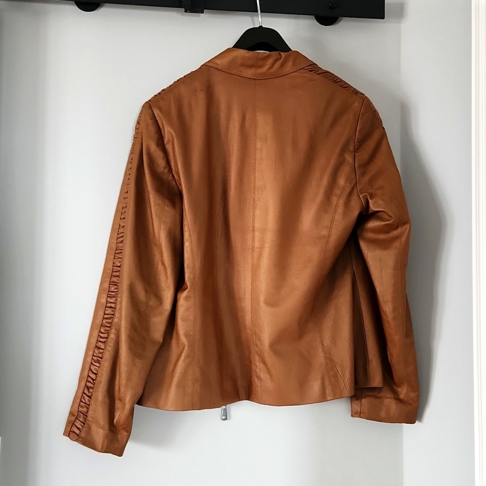 Conrad C Collection Size 8 fully lined tan jacket - Picture 2 of 8